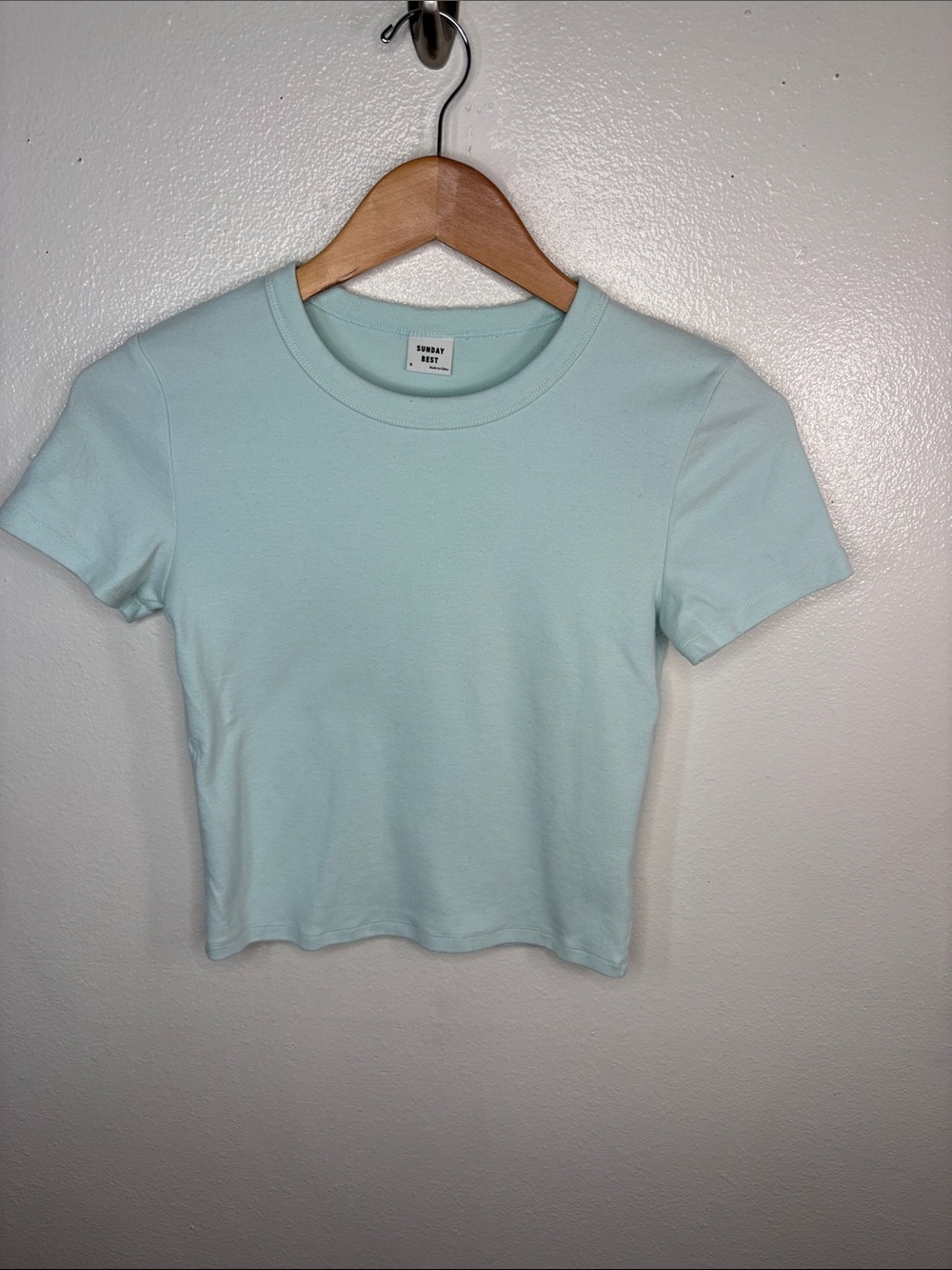 Aritzia Sunday Best Light Blue Baby Tee Women Size S